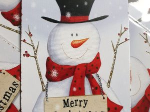 Kerst sneeuwpop metaal rode sjaal 20x30cm