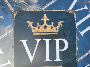 VIP lounge 20x30 metalen bordje 810646 7434650044085