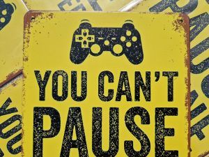you cant pause online multiplayer gamer metalen wandbord onthewall huis tuin terras decoratie