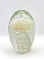 Glazen paperweight met grote goud-witte kwal - p14 - Afbeelding 3
