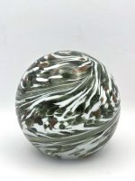 Glazen paperweight groen-wit gemarmerd met goud - p16 - Afbeelding 4