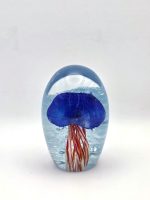 Glazen paperweight met blauw-oranje kwal - p21