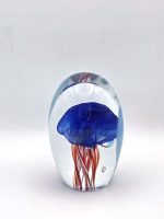 Glazen paperweight met blauw-oranje kwal - p21 - Afbeelding 4