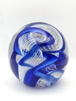 Glazen paperweight blauw-wit-gouden swirl - p23